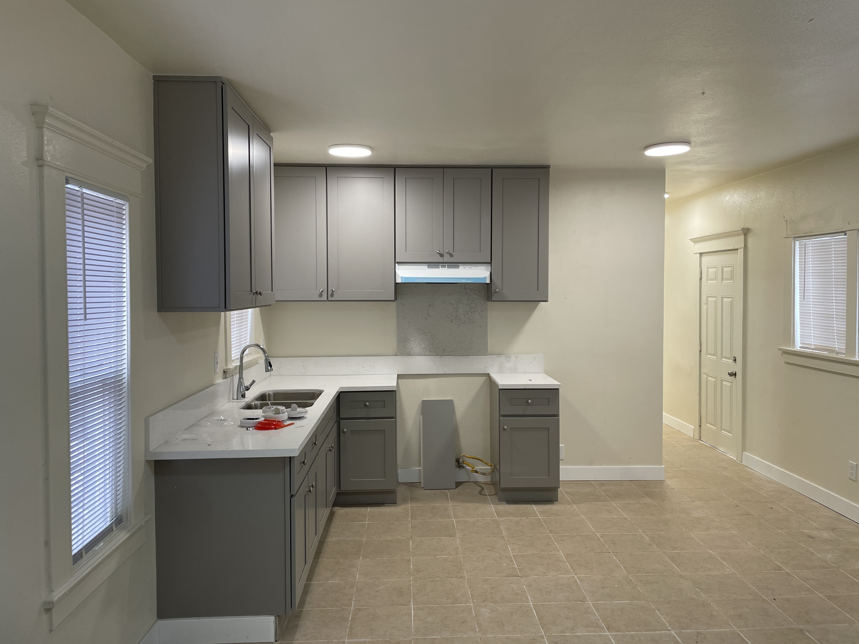 1012 West 60th Street